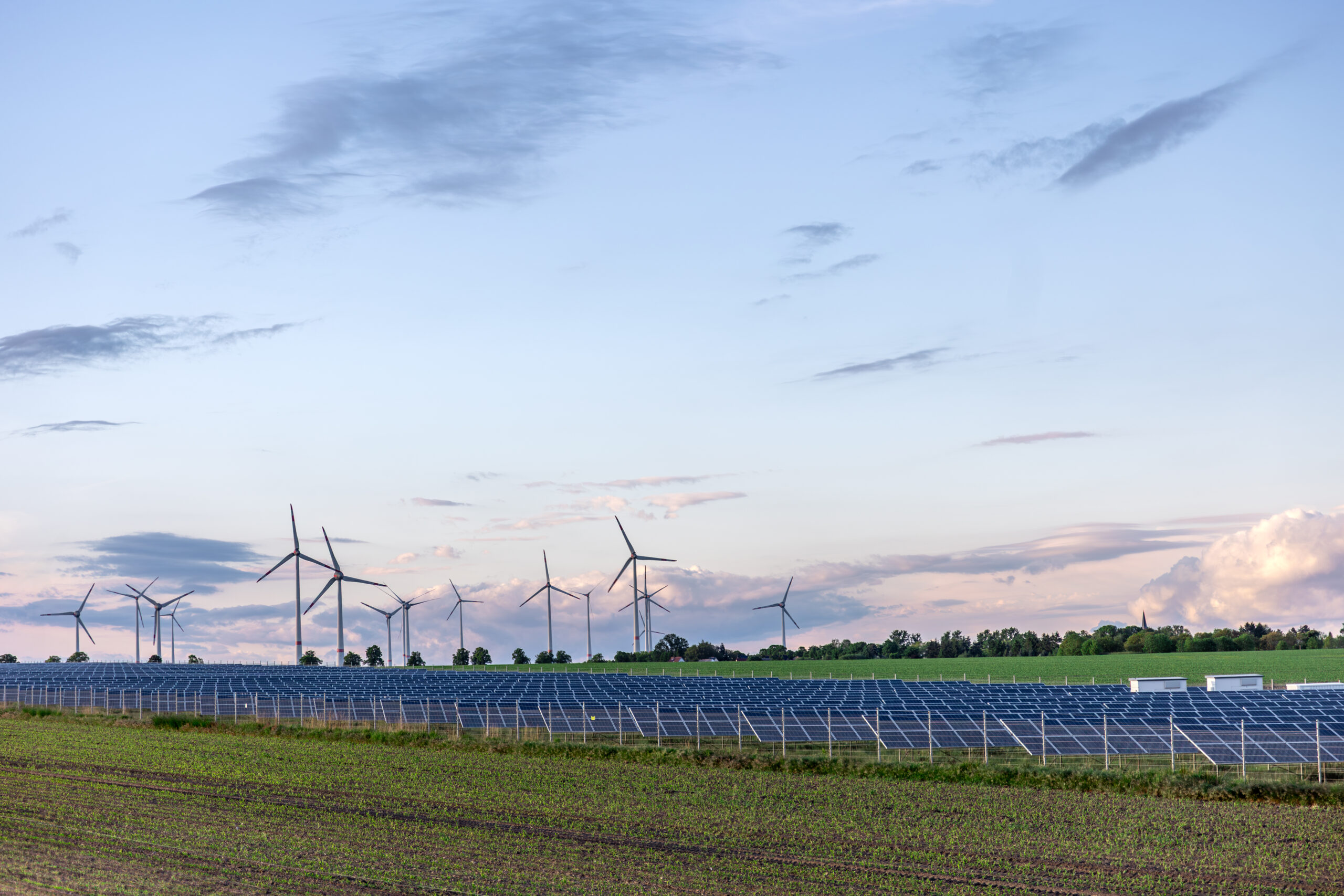 Renewable energy supporting global electricity demand